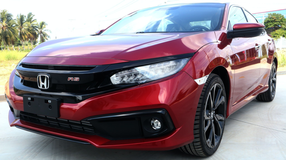 Đổi vỏ thêm ruột Honda Civic 2019 có đáng mua không